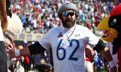 Jason Kelce keeps Philly fans waiting.