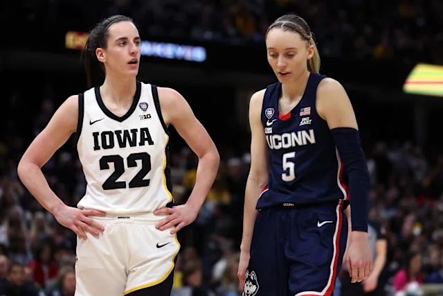 TRENDING: First Caitlin Clark-Paige Bueckers WNBA clash teases cinematic potential: 'Everybody wants to see star players'who shine and not decline no matter what...