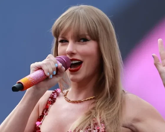 BREAKING NEWS:"Taylor Swift Drops Bombshell Album Announcement on Boyfriend Travis Kelce's Podcast!"... Check it out