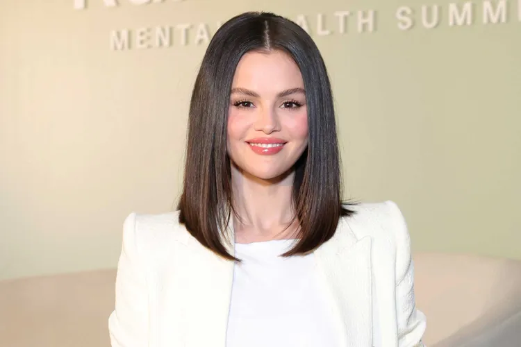 "Selena Gomez Opens Up About Lupus-Related Arthritis, Inspiring Rare Beauty's Inclusive Packaging"